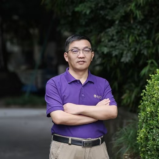 开云在线客服创新论坛第一千九百零二讲：Covers of the integers by residue classes and their extensions to groups
