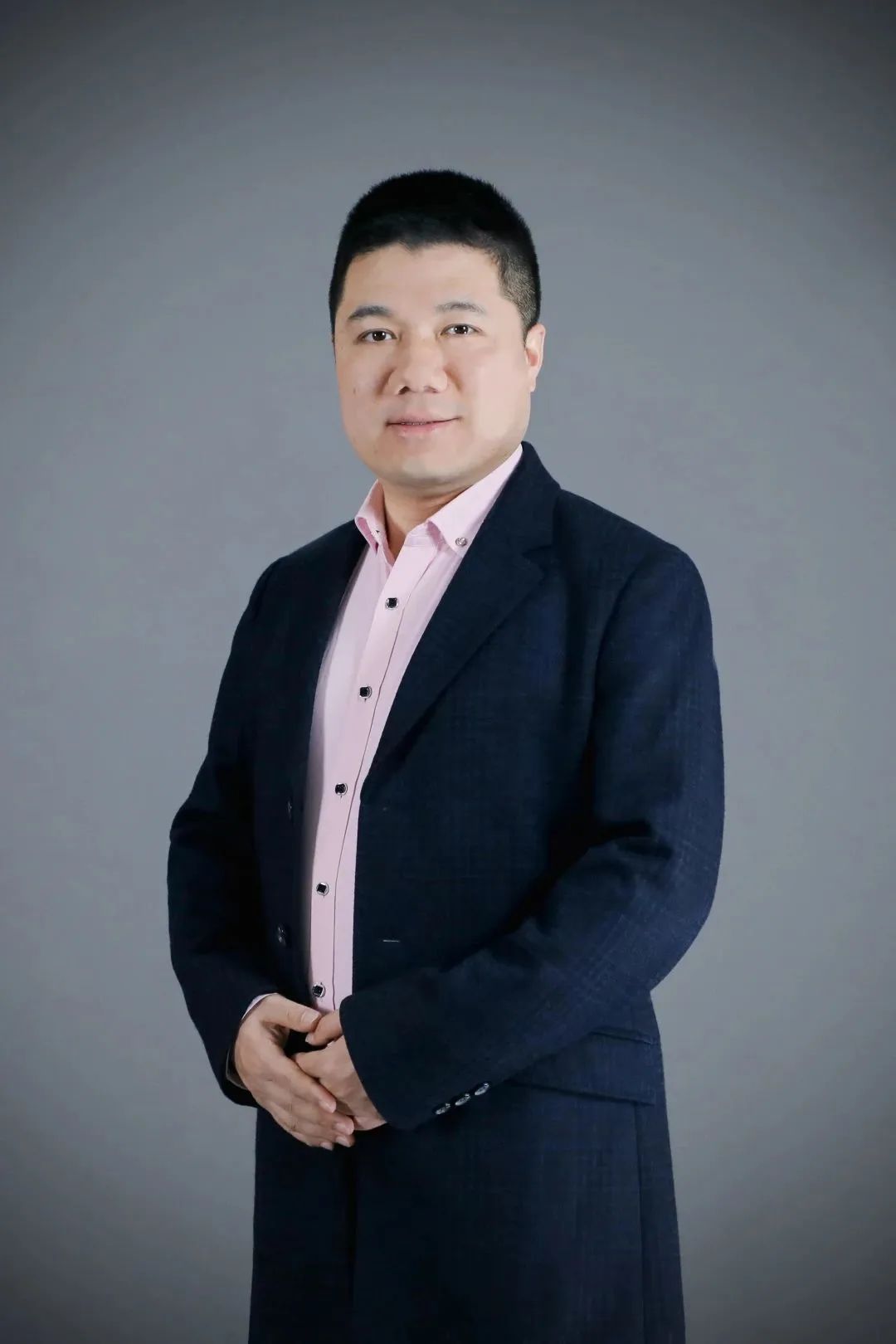 开云在线客服创新论坛第一千四百九十六讲：低维量子材料多尺度理论设计与调控