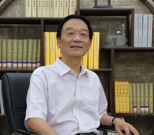 开云在线客服120周年校庆年系列活动：漫谈治学之路 