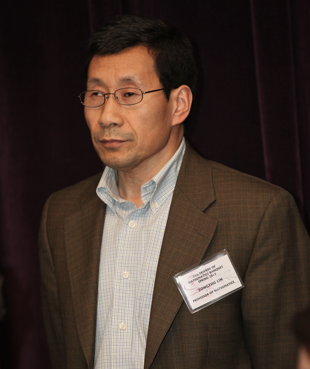 开云在线客服创新论坛第一千四百二十八讲：Mathematical Invariants --counting beyond numbers