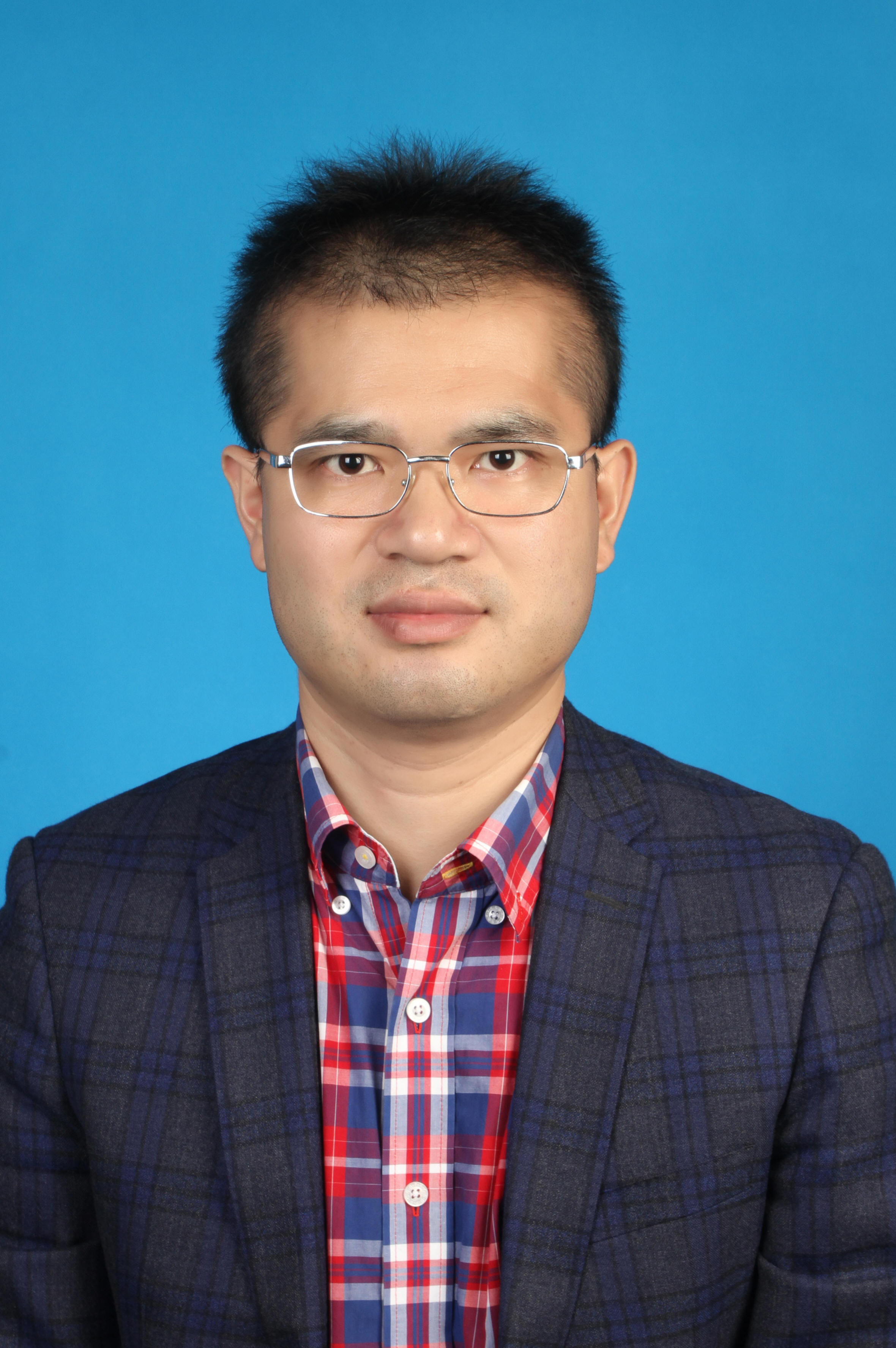 开云在线客服创新论坛第一千一百三十五讲：分布式机器学习网