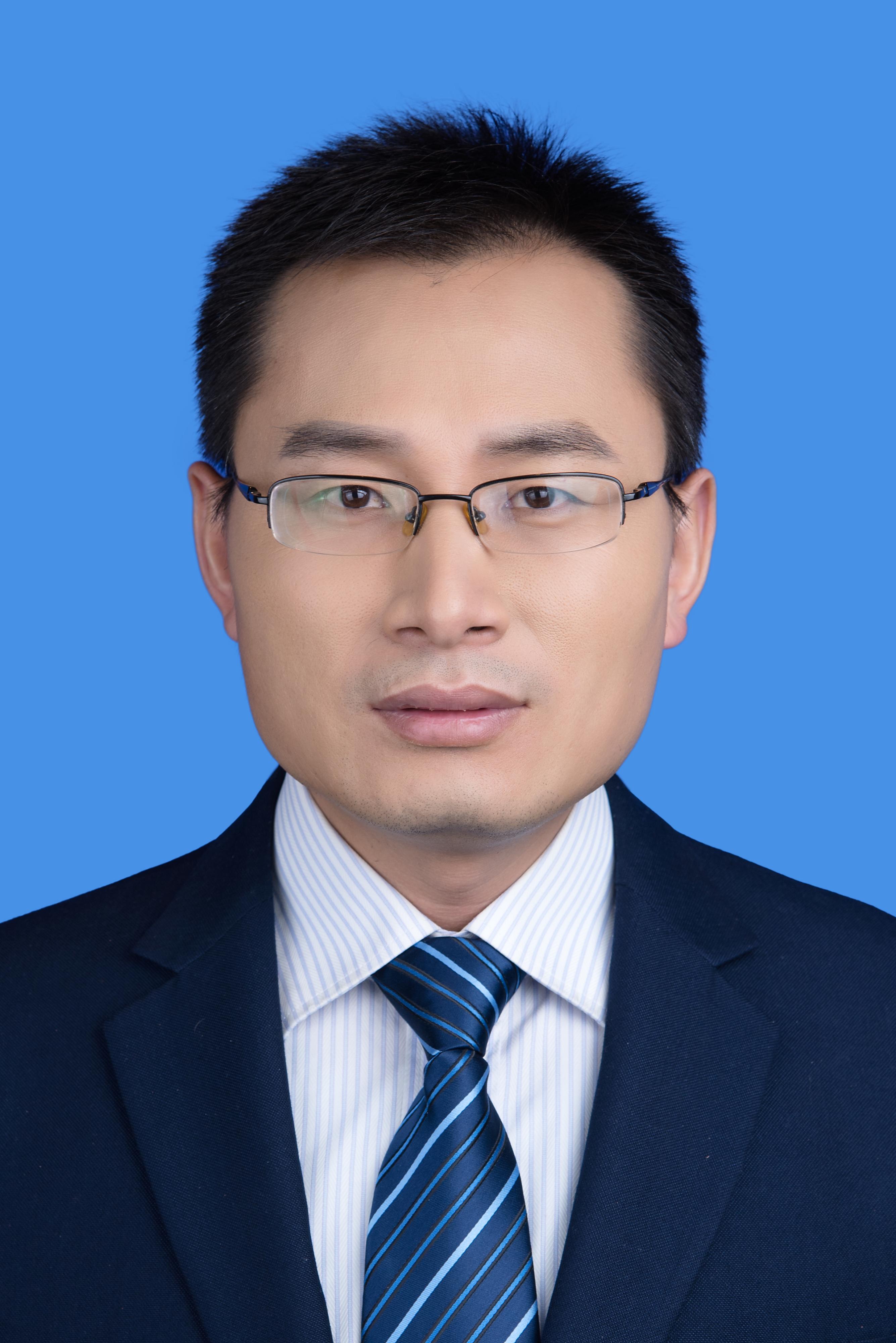 开云在线客服创新论坛第九百八十四讲暨校庆118周年学术讲座：基金申请的一点体会