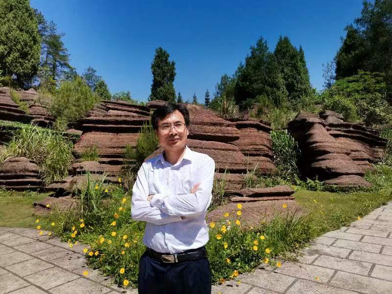 开云在线客服创新论坛第一千二百九十二讲暨120周年校庆年系列活动: 喀斯特关键带水文过程及其生态效应